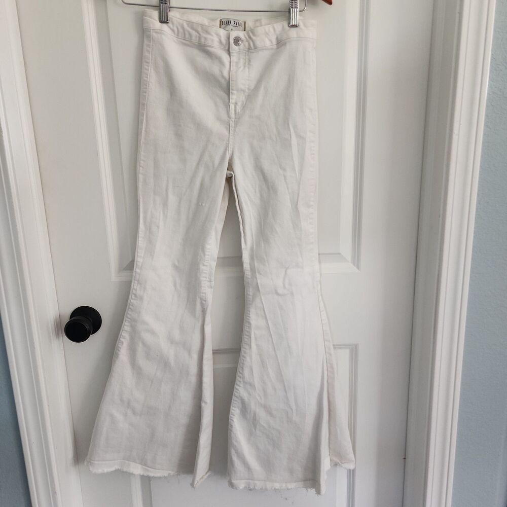 Blank Paige High Rise Denim Trumpet Jeans Size M Ivory Flare Leg Boho Stretch